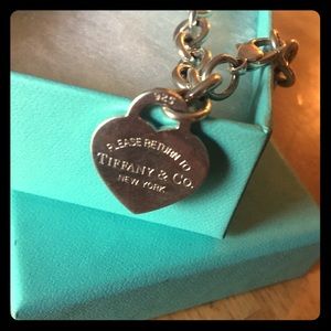 💍Authentic Tiffany & Co. Classic Charm Bracelet💍